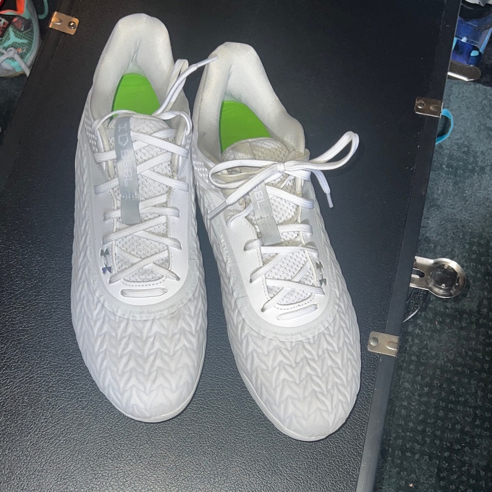 Under Armour White and Green Athletic Shoes